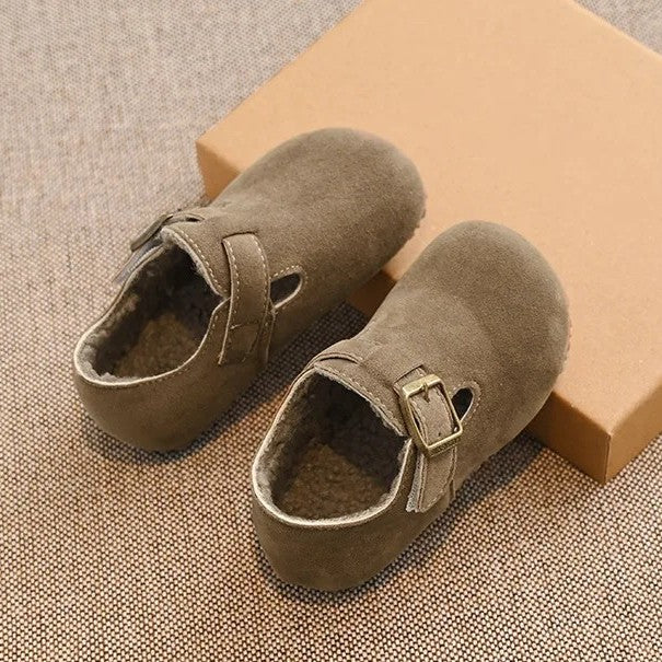 Ground Winter Kids Barefoot