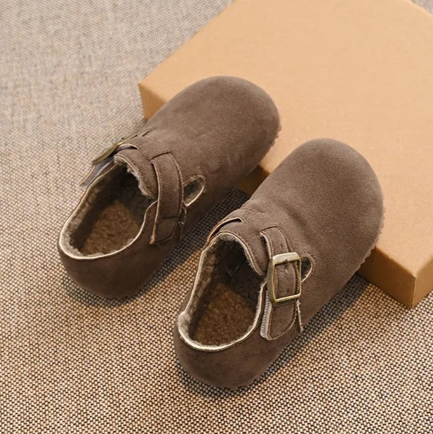 Ground Winter Kids Barefoot