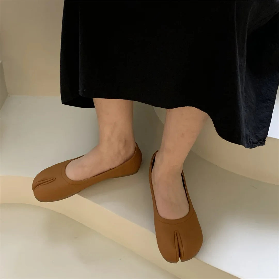 Tabi Fashion Barefoot