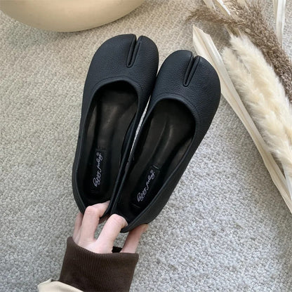 Tabi Fashion Barefoot