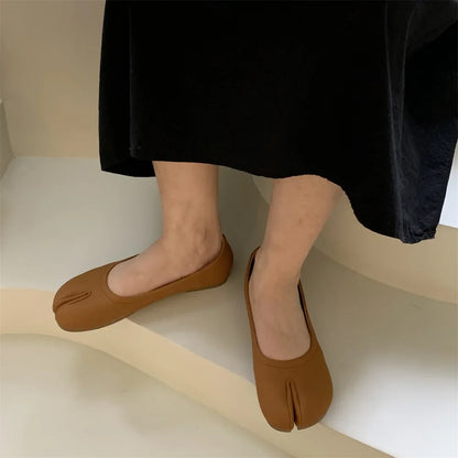 Tabi Fashion Barefoot